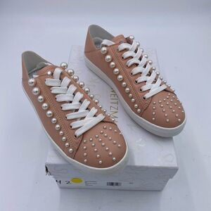 Women’s Stuart Weitzman leather sneakers size 6